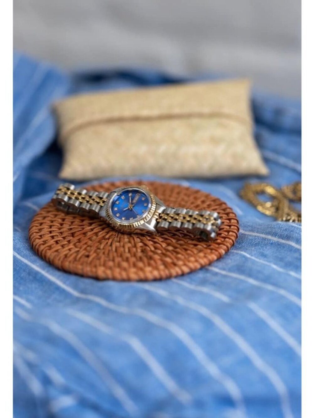 Armitron Women's Gold Blue Genuine Crystal Accented Bracelet Round Luxury Watch - Picture 3 of 6